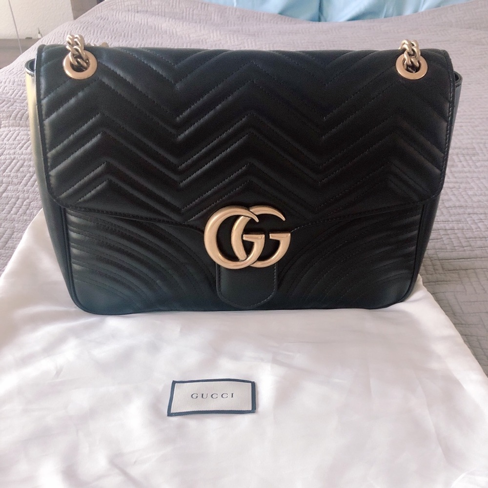 Gucci Women's Black GG Marmont Large Shoulder Bag